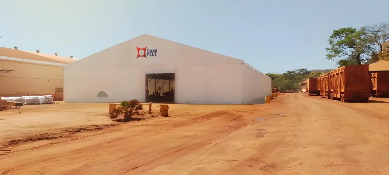 Galpão estruturado Pistelli instalado em área industrial